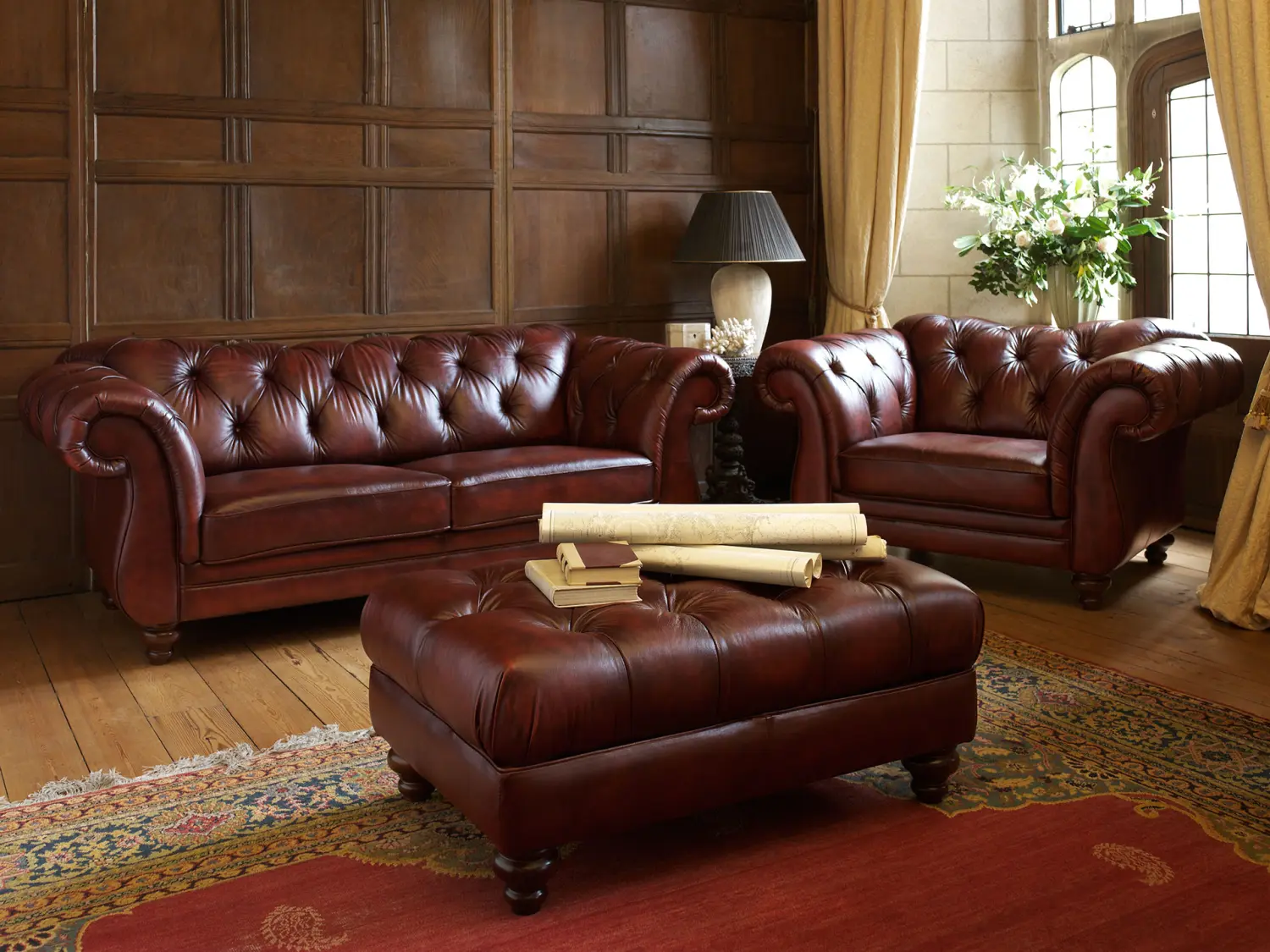 Antik Cleversulzbach Classic Chesterfield Sofas